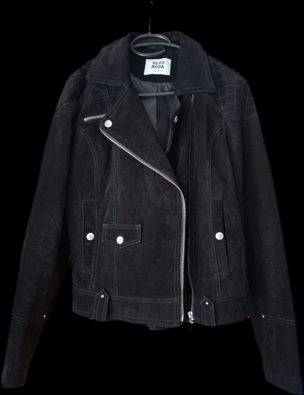 Vero Moda Giacche:  Lederjacke VERO MODA Anemone – Usato da Andelfingen venduto da hexli-93