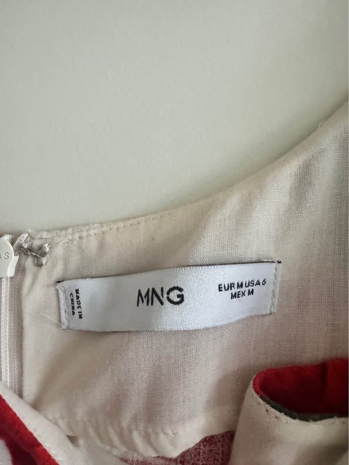 Mango Kleider: Midikleid Mango Gr. M geblumt – Gebraucht aus Zürich von gosia_z 2