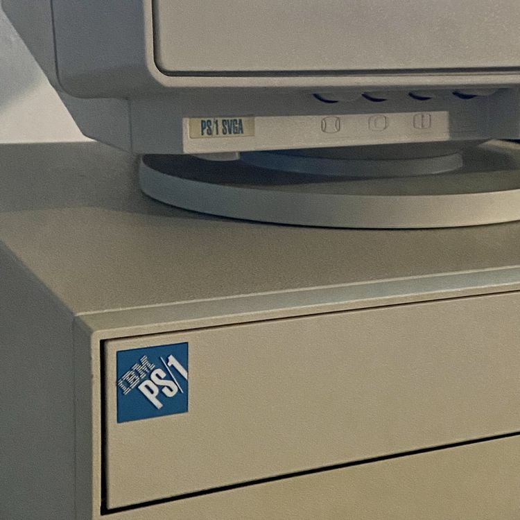 IBM PS/1 486 33mhz inkl IBM SVGA CRT Monitor, Maus Keyboard | Kaufen ...