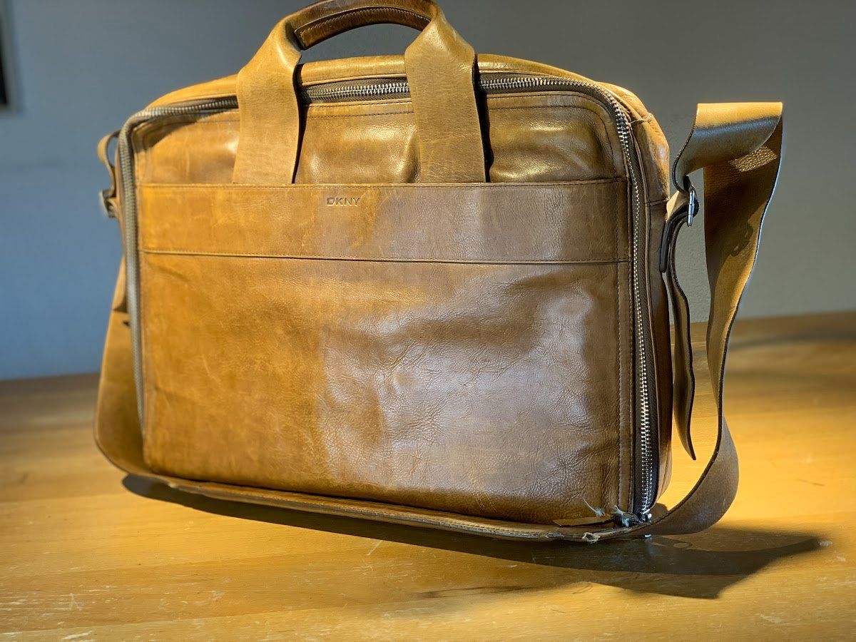 DKNY Borse: Sac Laptop Laptoptasche DKNY – Usato da Fribourg venduto da jimiJ13