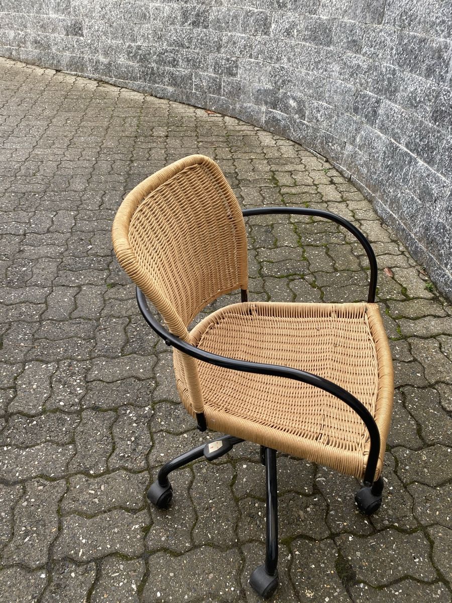 Sessel: Chaise de bureau en rotin, hauteur adaptable – Neu (gemäss Beschreibung) aus Blonay von Ollorvi 1