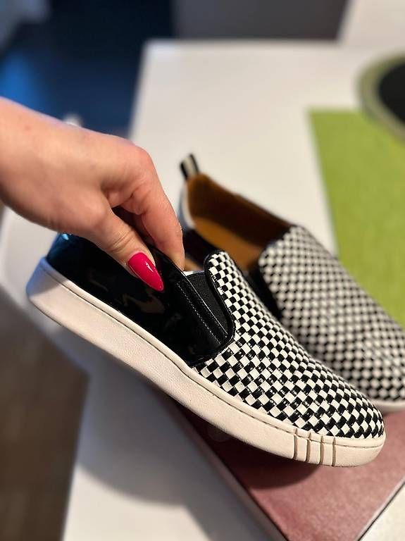Bally Chaussures femmes: Bally Slip-on Schuhe in Gr. 38 – D'occasion à Zunzgen par Eva_Inimitable 2