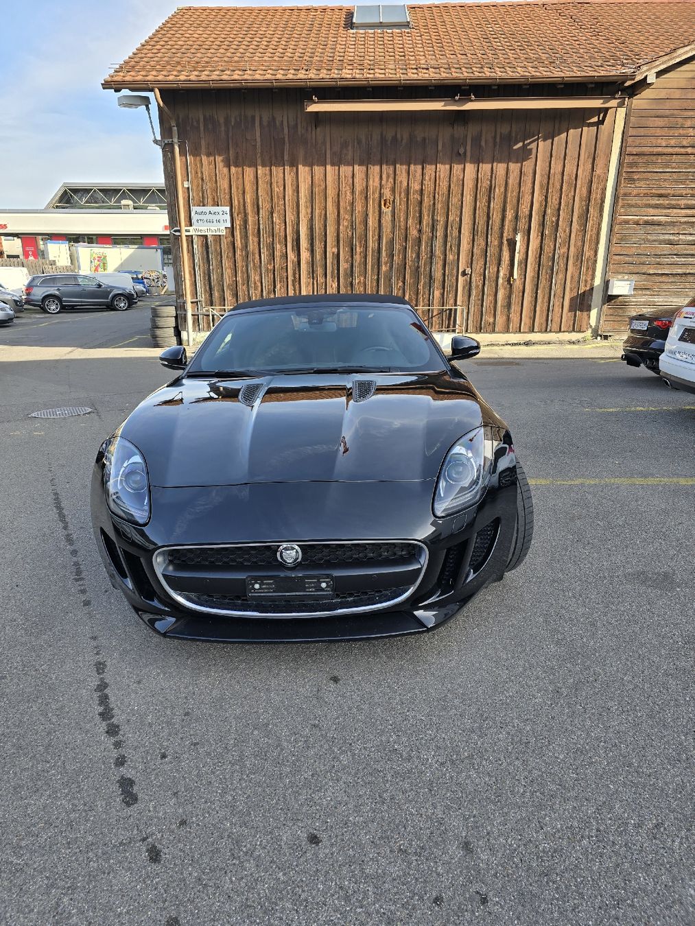 Jaguar Automobili: Jaguar F-Type V6 Cabriolet 420PS – Usato da Winterthur venduto da inf_5yby 1