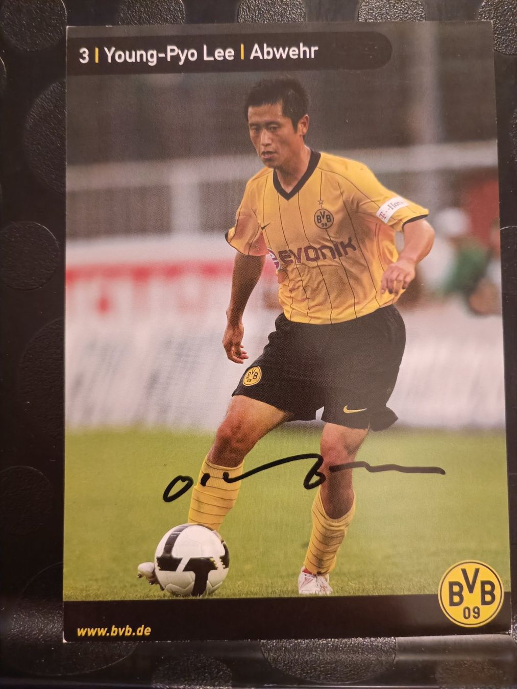 Autografi: Young-Pyo Lee - BVB / Borussia Dortmund - Handsigniert – Usato da Menziken venduto da Artographs