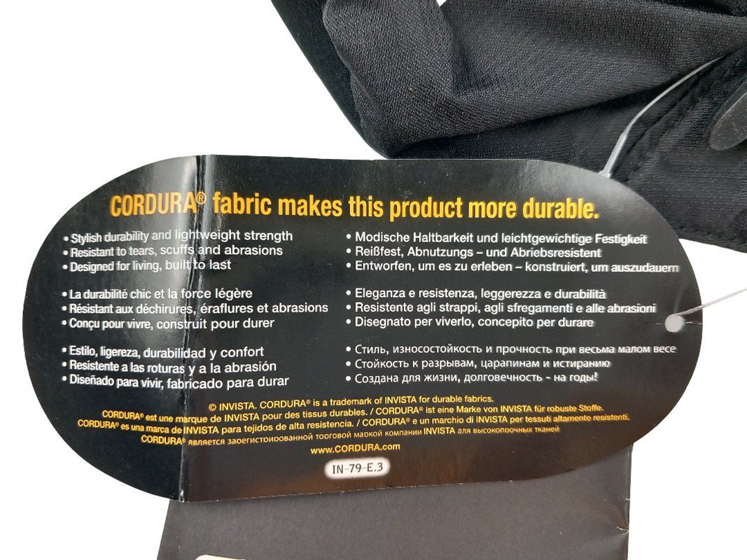 Skinfit Taschen: SKINFIT Hüfttasche – Neu und originalverpackt aus Hünenberg von Restwert_Zug 7