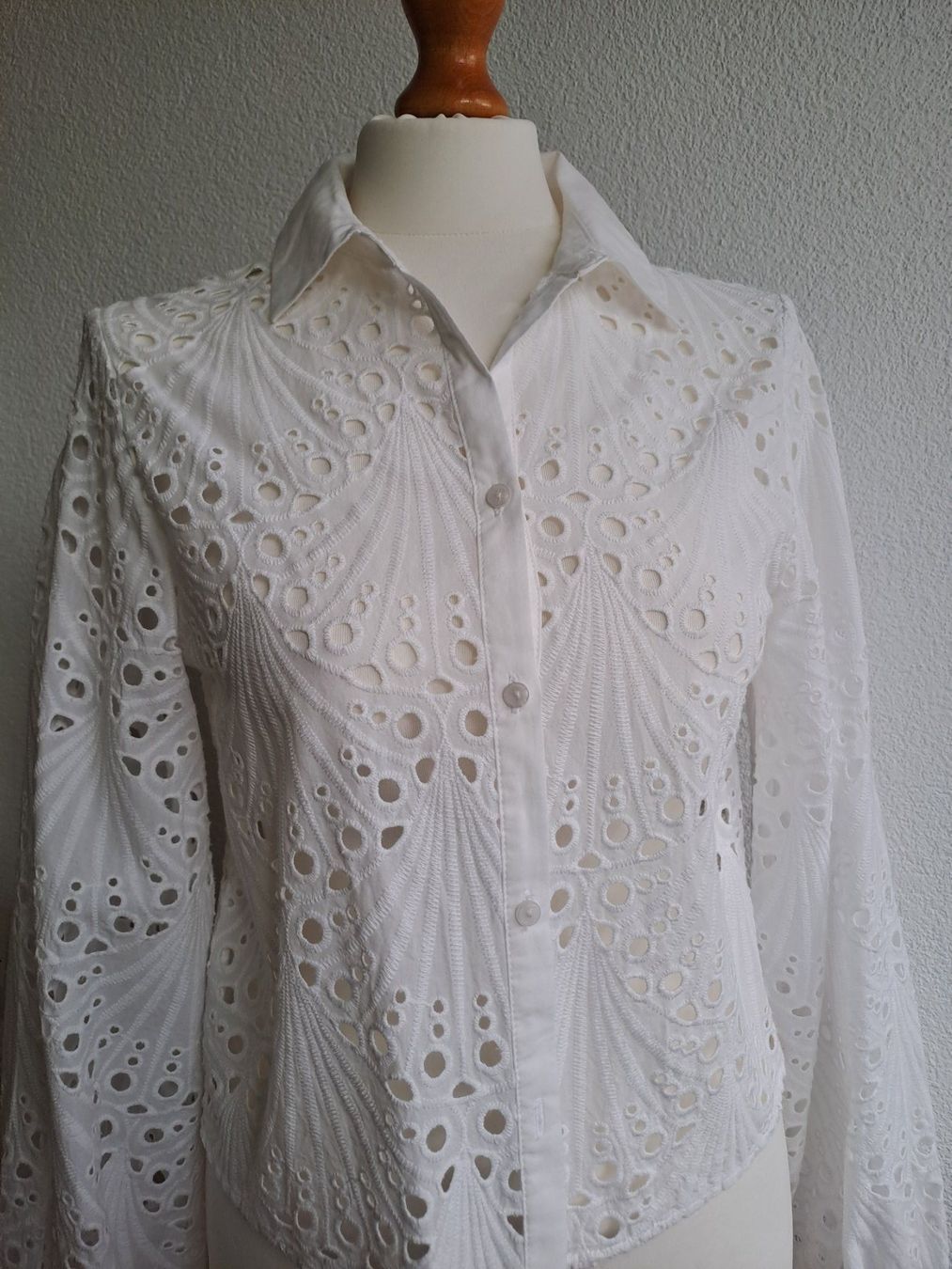 C&A Camicette: Statement-Bluse weiss C&A 34 – Nuovo (secondo la descrizione) da Volketswil venduto da ronbons 2