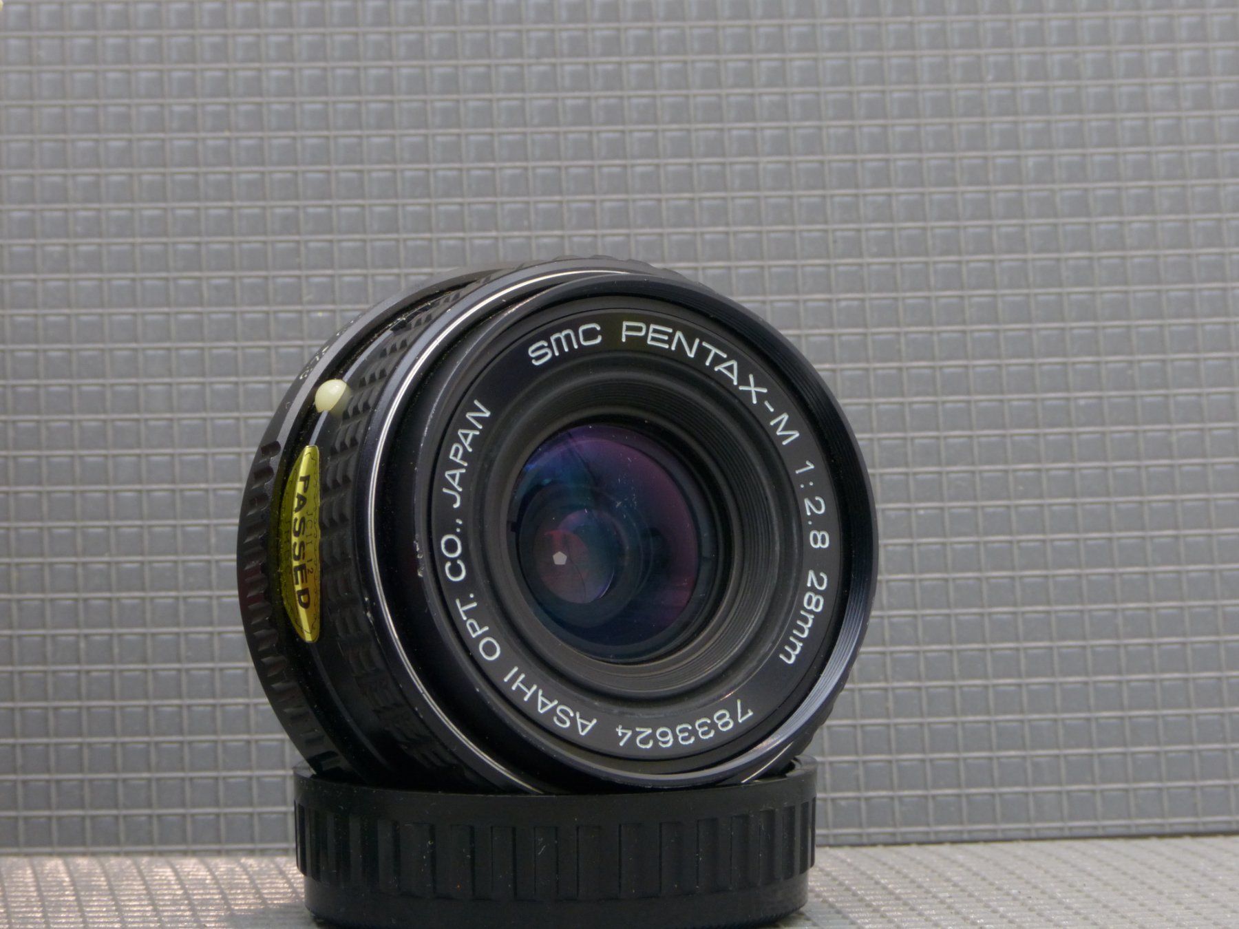 Pentax Objektive: Objektiv SMC Pentax-M 28mm F2.8 mit einem Original-Box – Gebraucht aus Rheineck von  1