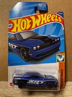 Hot Wheels Muscle Mania '15 Dodge Challenger SRT 2021