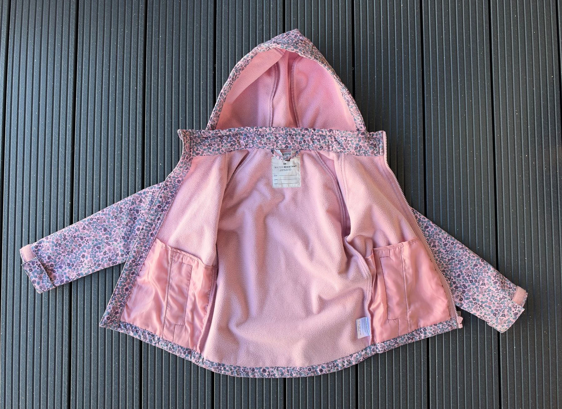 Giacche & Cappotti: Kinder Regenjacke Gr. 122-128 – Usato da Contone venduto da Chaos76 2