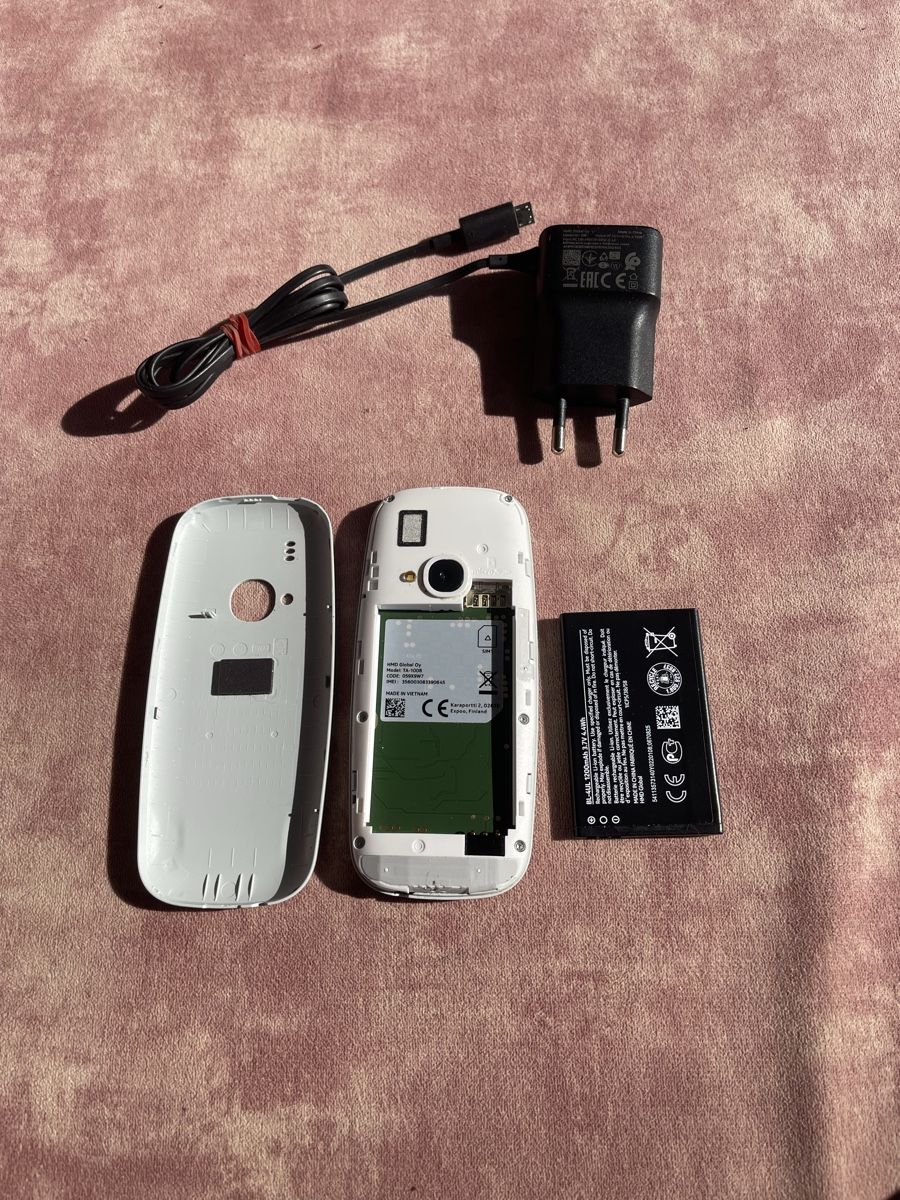 Nokia Telefoni cellulari / Smartphones: Nokia 3310 inkl Lgerät – Usato da Regensdorf venduto da mex5145 7