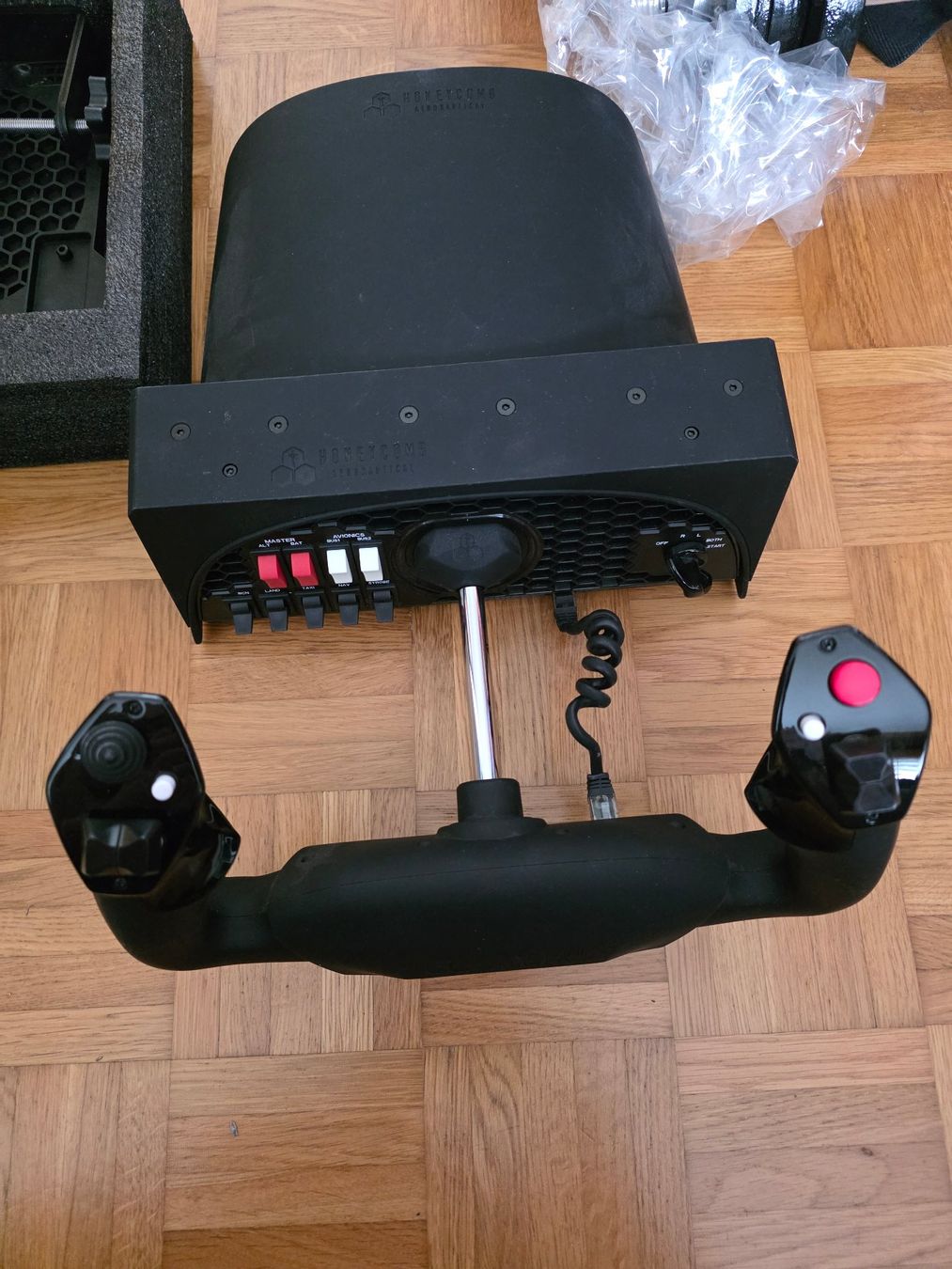 Honeycomb Controller: Verkaufe Honeycomb Alpha Flight Controls, Yoke – Usato da Trachslau venduto da fahutra 1