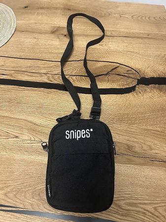 Snipes Umhängetasche