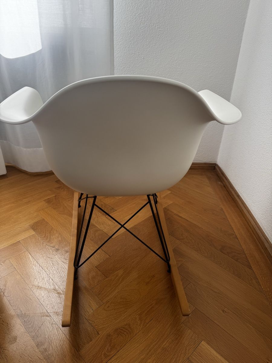 Vitra Stühle: Vitra Eames chair – Gebraucht aus Muralto von bma_28rb 1