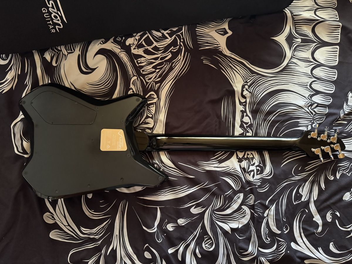 Musikinstrumente: Fusion Gitarre. – Neu (gemäss Beschreibung) aus Huttwil von Nedja0 6