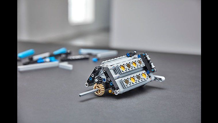 Lego Baukästen: LEGO 42083 - Bugatti Chiron – Neu und originalverpackt aus Melchtal von DerMarco 8