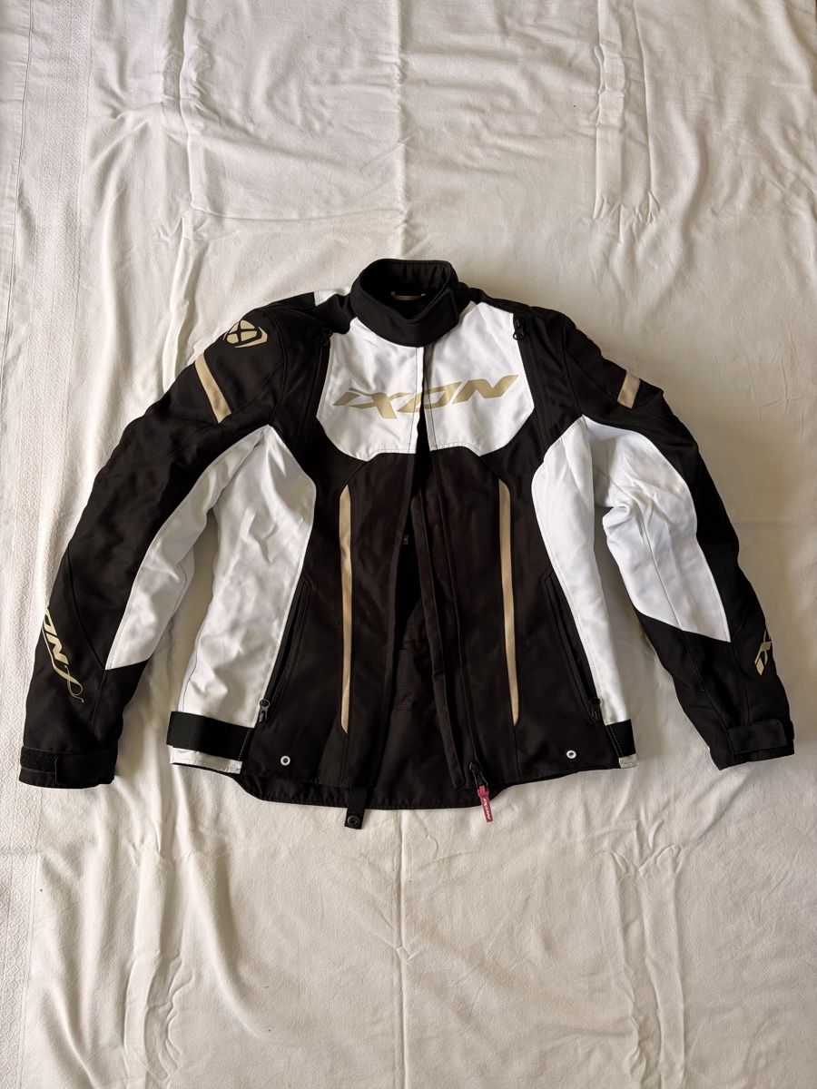 Ixon Giacche: Ixon Motorradjacke  – Nuovo (secondo la descrizione) da Biel/Bienne venduto da shekinah20