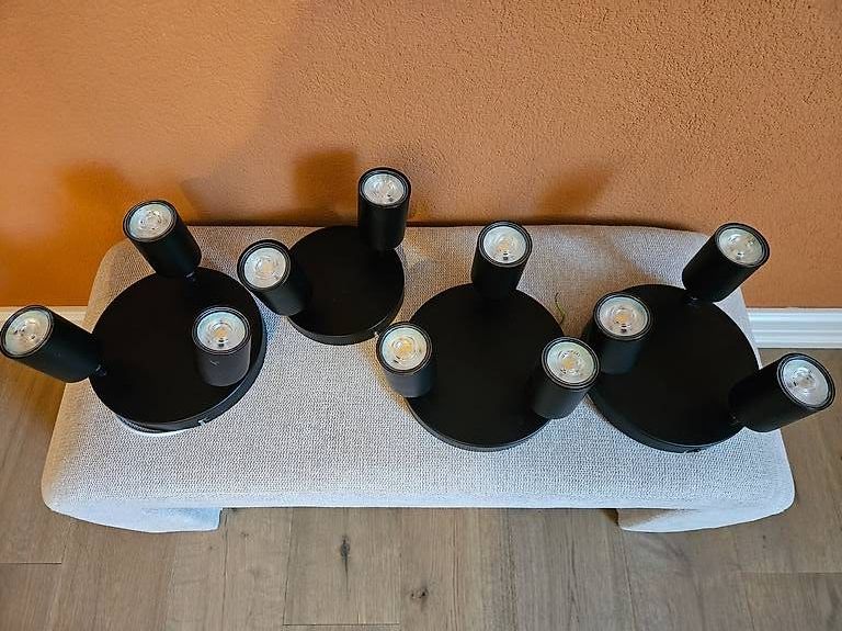 Lustres & lampes de plafonds: Deckenstrahler, Preis pro Stück. – Neuf (Voir description) à Zunzgen par Vicehead77 1