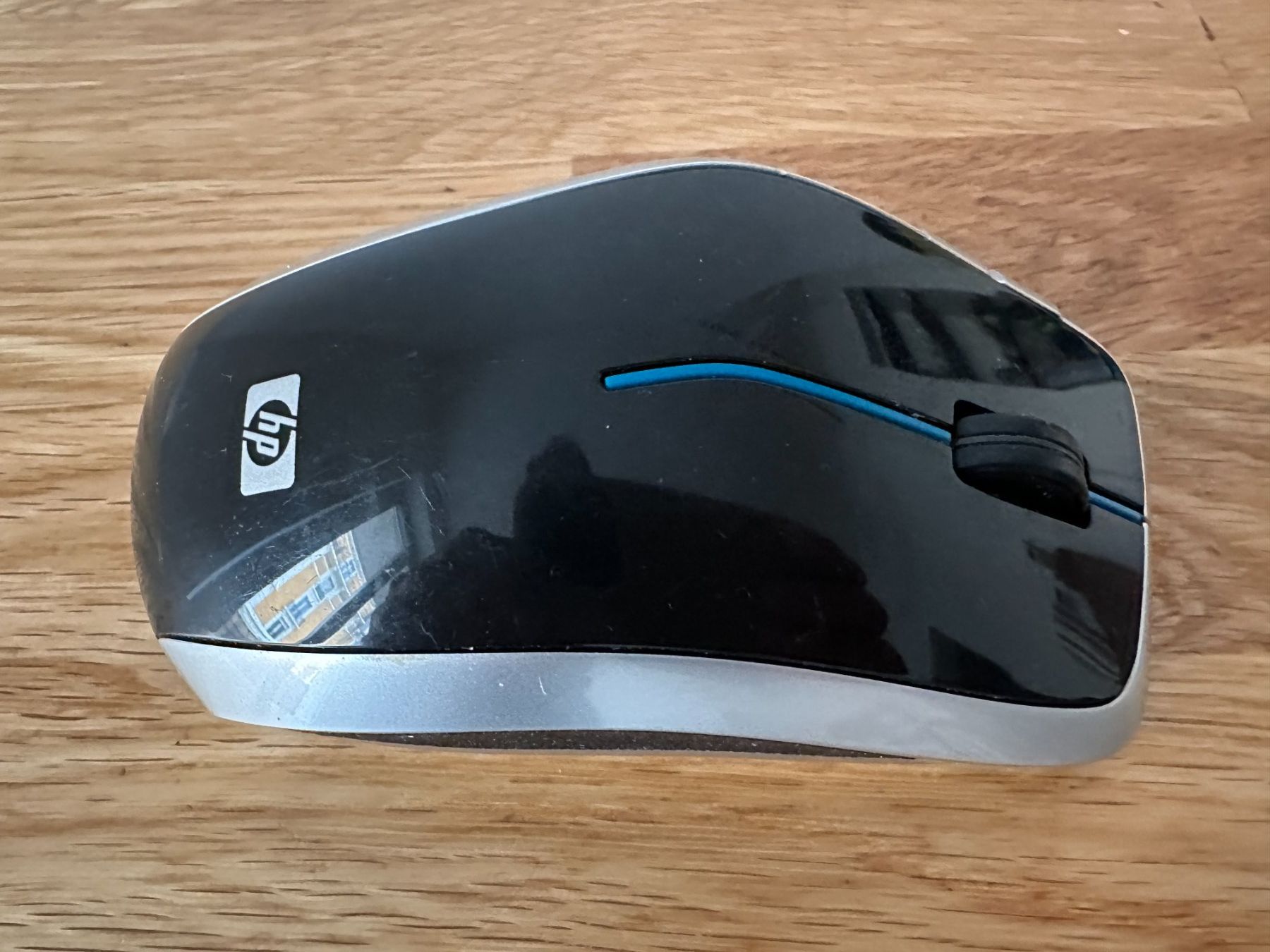 Hewlett Packard Mouse: Ab1CHF - HP KT400AA Mechanical Wheel Mouse – Usato da Lausanne venduto da brixton 1