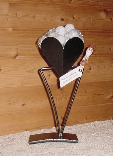 Tutte le decorazioni: Ideale Geschenkidee: Herzständer aus Metall – Nuovo (secondo la descrizione) da Boswil venduto da ziumbo5 2
