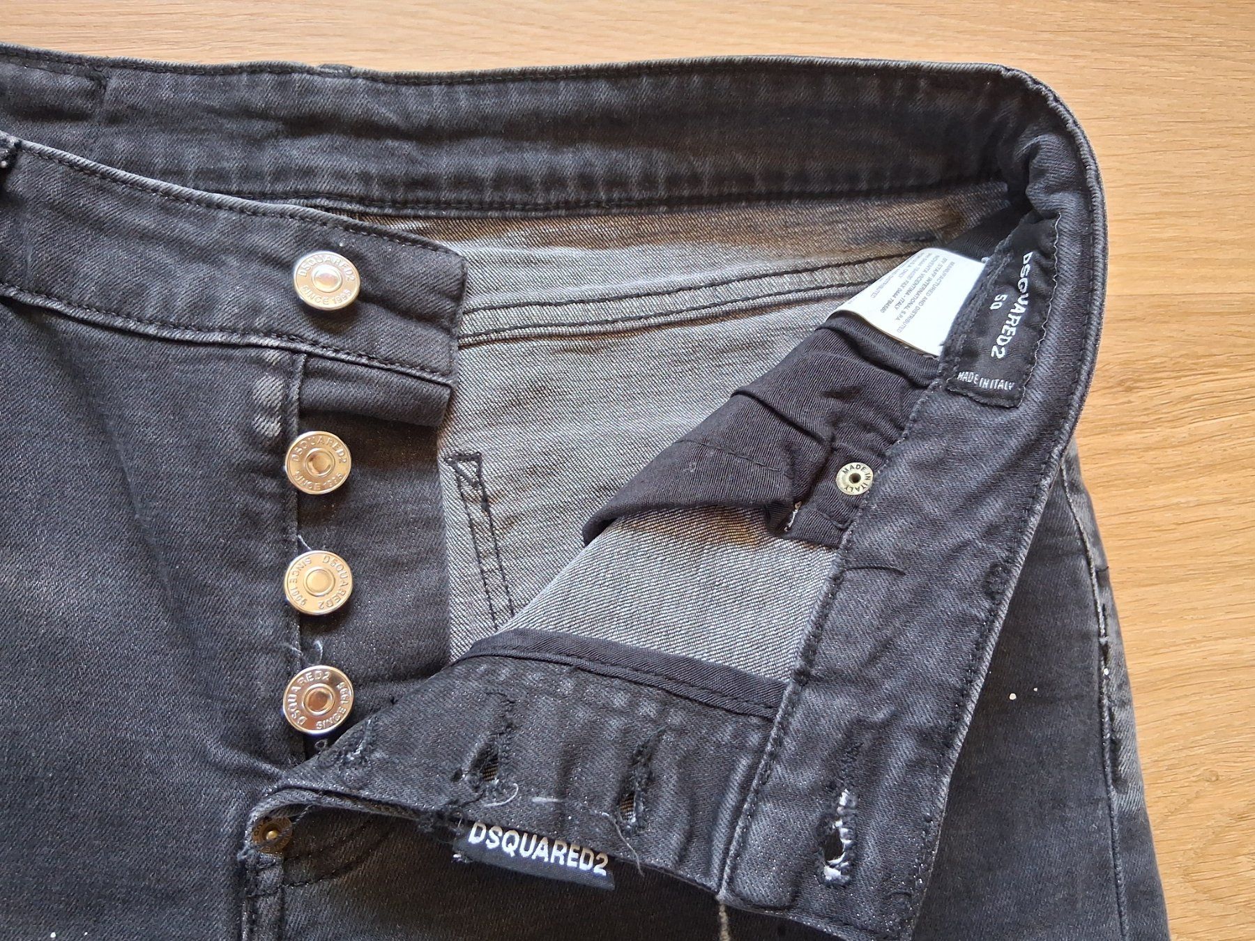 Dsquared2 Jeans: Dsquared2 Jeans 50 – Usato da Lengnau AG venduto da Nathi88 8