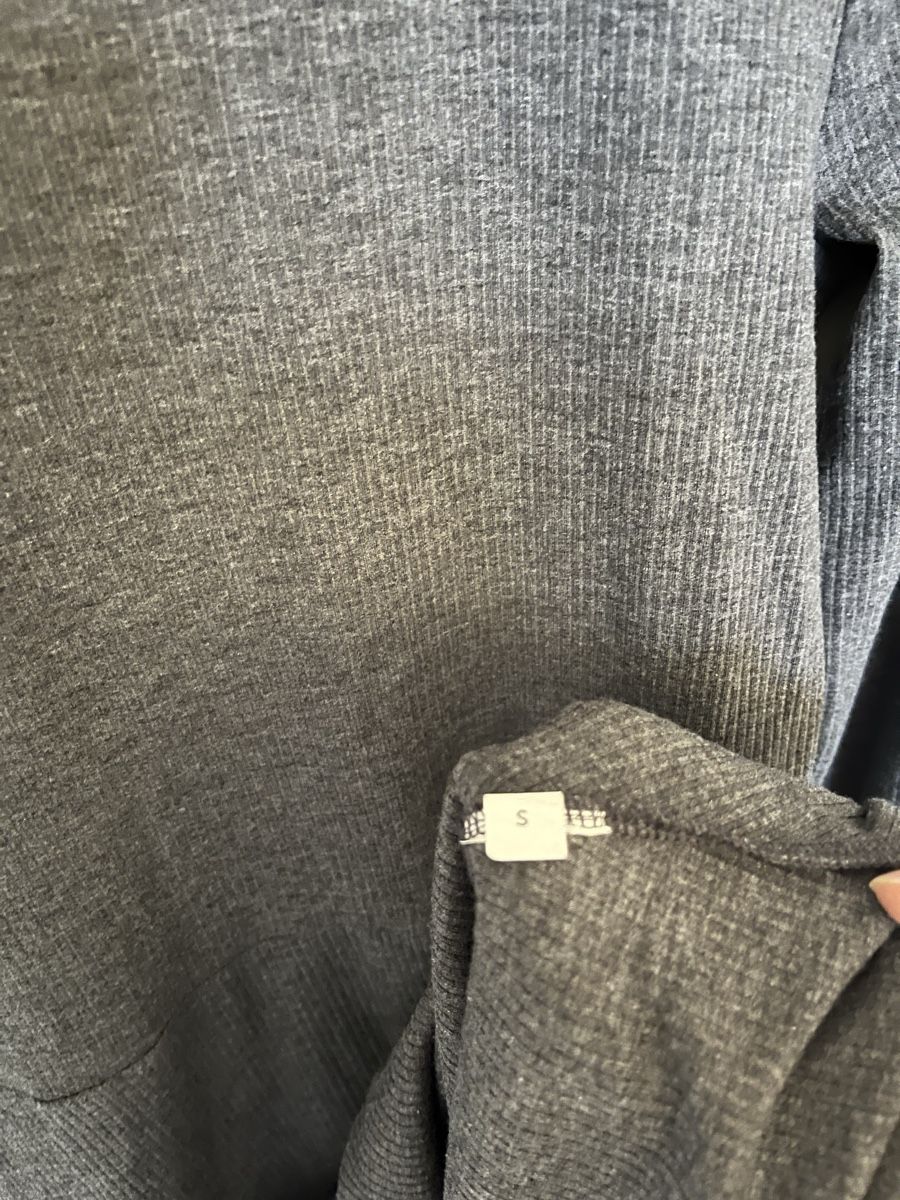 Vestiti: Graues Strickkleid Even&Odd Grösse S – Usato da Teufenthal AG venduto da Nanahu 2