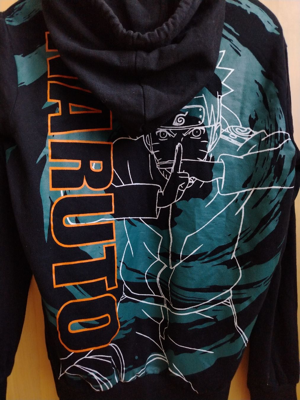 Lotti di vestiti: Naruto Pullover – Nuovo (secondo la descrizione) da Emmenbrücke venduto da zai_s8xm 1