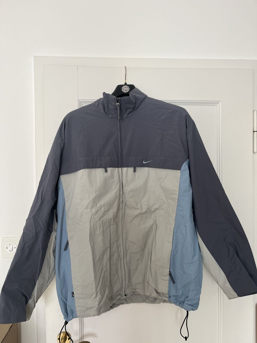 Nike Giacche: Nike Jacke L Vintage – Usato da Bern venduto da vad_7whw