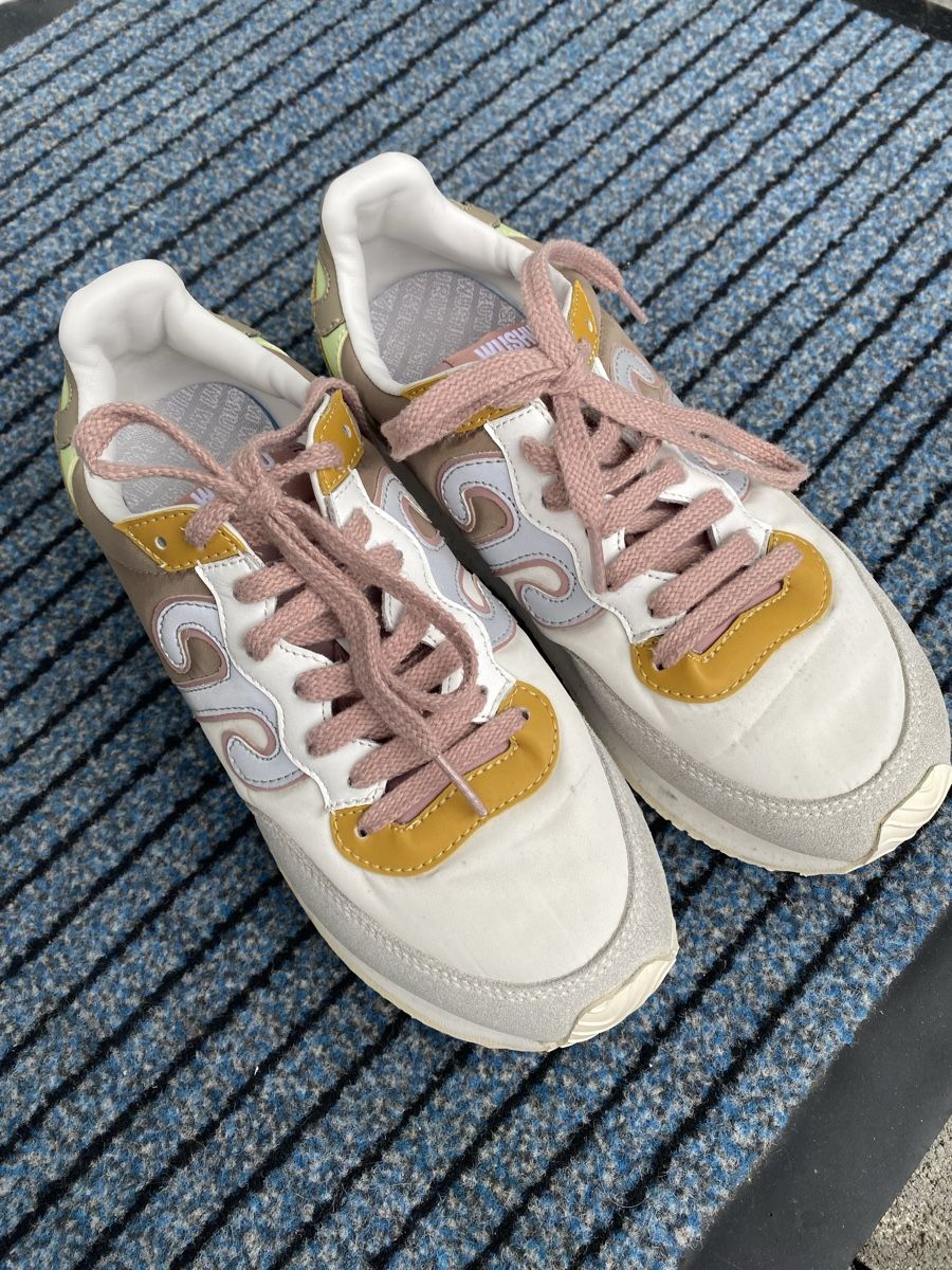 Scarpe da donna: Wushu Sneakers Gr. 37 – Usato da Jegenstorf venduto da fossi65 1