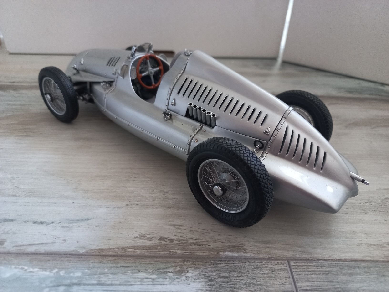 CMC Modellautos: AutoUnion Type D 1/18 CMC – Gebraucht aus Attalens von remy_s00 3