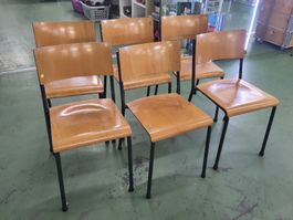 Atelierstühle aus Holz 1970er 