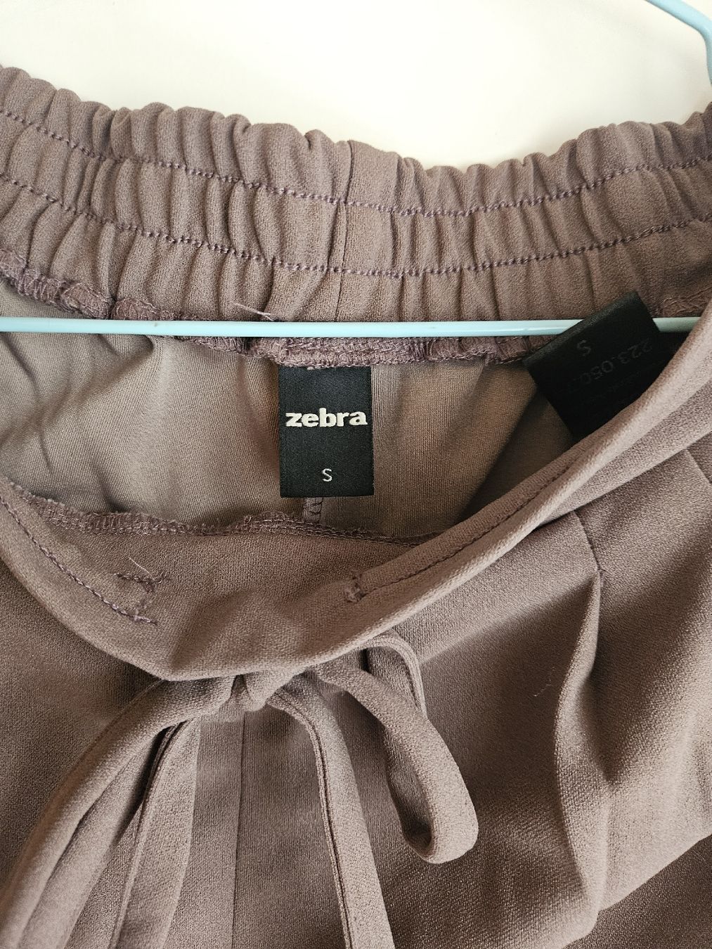 Zebra Pantaloni: 2x Zebra Stoffhosen – Usato da Ebikon venduto da SecondChance_byM 5