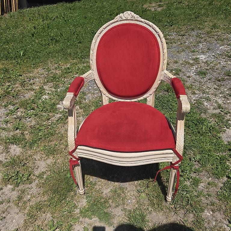 Sedie: 4 chaises style Louis XIII – Usato da Le Bry venduto da Mcdistribution