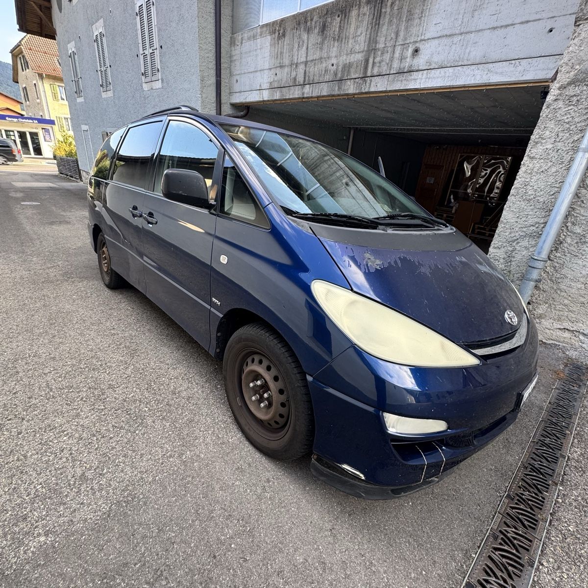 Toyota Autos: Toyota Previa 2004 export – D'occasion à Dombresson par Titi2056 2