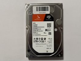 Seagate IronWolf 10TB – NAS-Festplatte, geringe Laufzeit