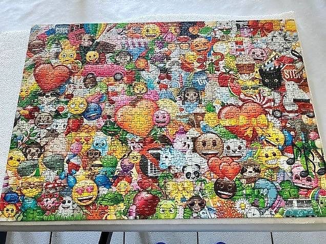 Ravensburger Puzzle: Puzzle EMOJI Ravensburger 1000 pièces – Usato da Tannay venduto da Comsa 1