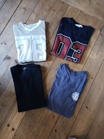 Kleiderpaket T-Shirts 4-teilig