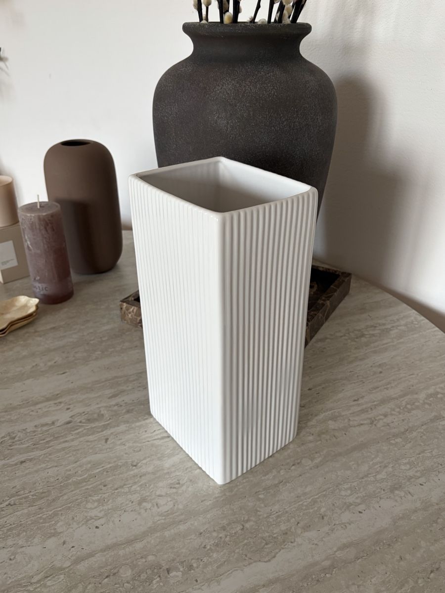 Vasi & Recipienti: Vase weiss – Nuovo e nell'imballaggio originale da Romanshorn venduto da pea_77kf 1