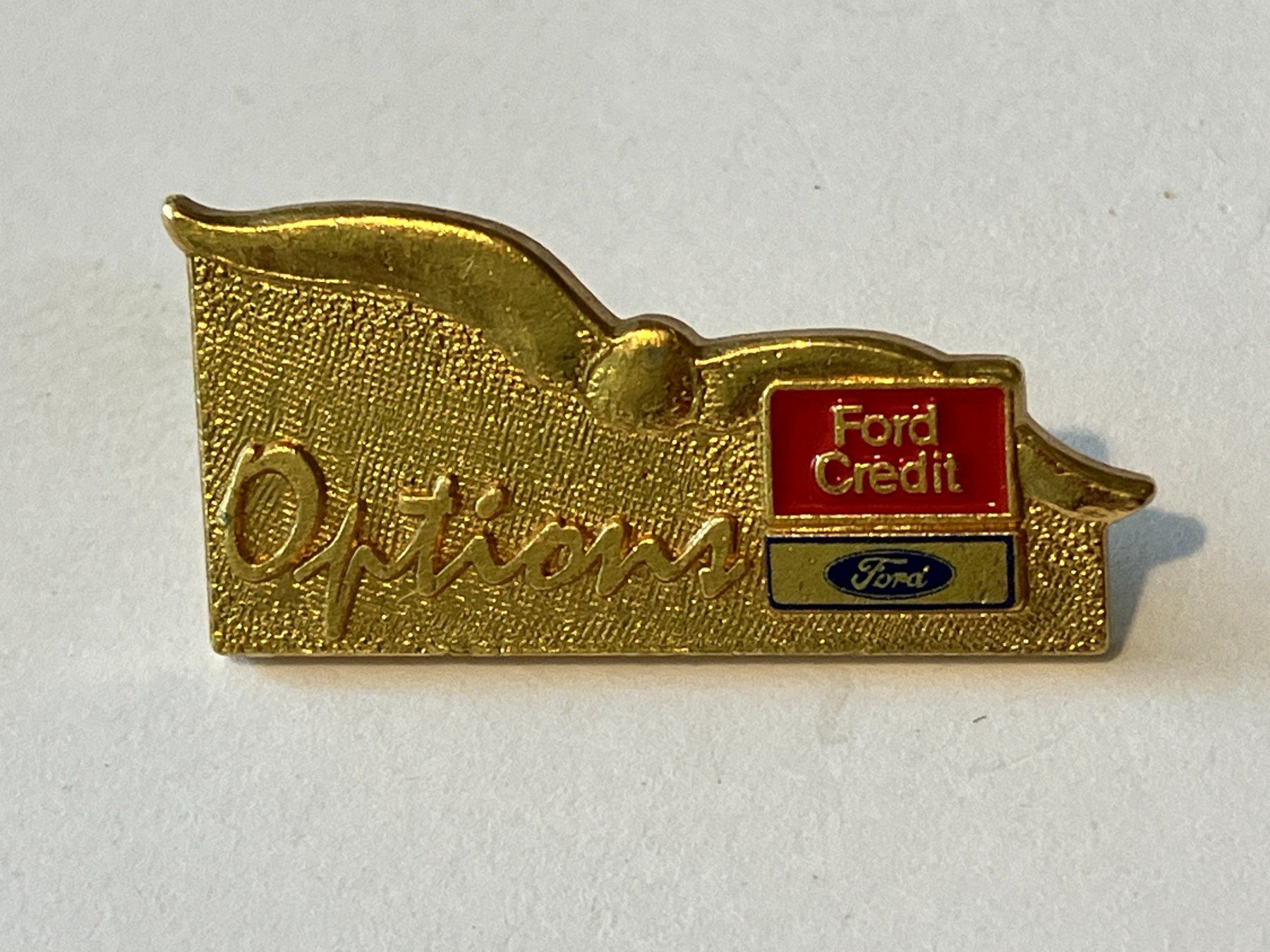Placchette & Badge: 1 Pin Ford Credit – Usato da Basel venduto da djwwpp