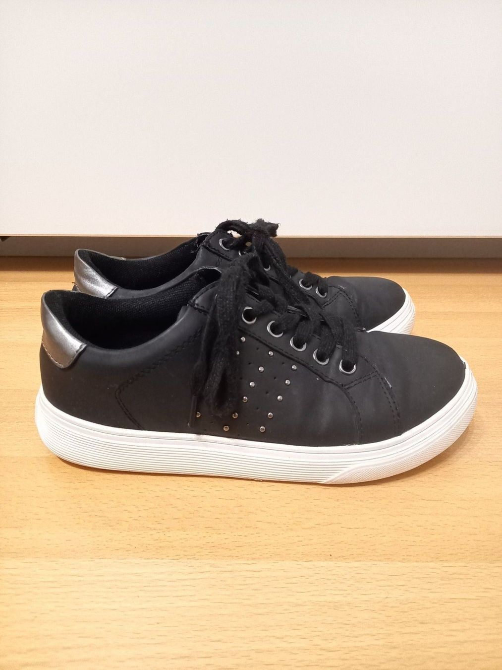 Damenschuhe: Alltagsschuhe Damen - Gr. 36 – Gebraucht aus St. Silvester von Fabelliii