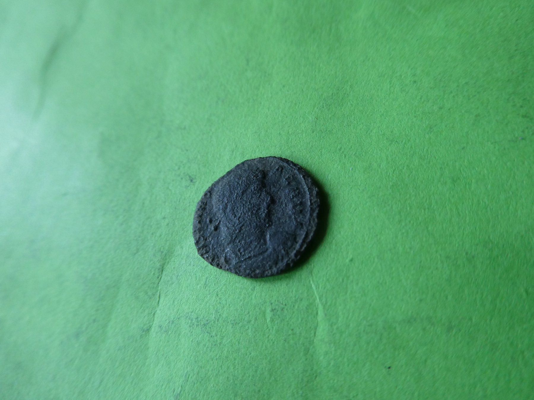 Toutes les monnaies: uralte Bronzemünze  17 mm     1.13  g – D'occasion à Hinterforst par Rohusri 1