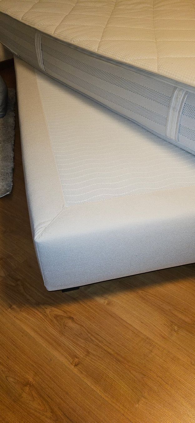 Letti: Bett Top Swiss Rigoletto hell gebraucht – Usato da ZIHLSCHLACHT venduto da Raja9 3