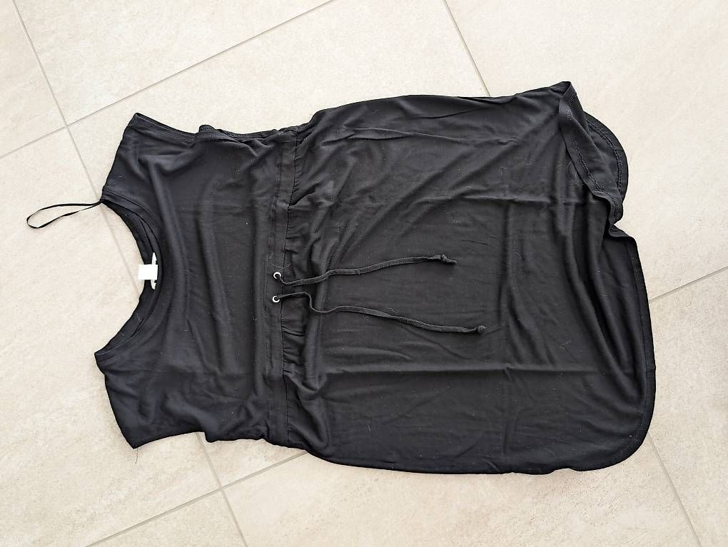 Lotti di vestiti: Kleiderpaket Umstand Grösse 38/M – Usato da Lostorf venduto da HappyFlohmarkt 2