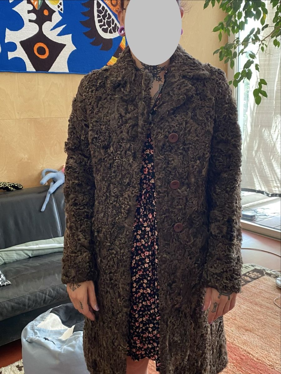 Jacken: LEONARDO klassische Winter Jacke Grösse 36 – Gebraucht aus Widnau von Kamfiloulove