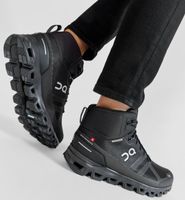 On Cloudrock Mid Waterproof Wanderschuhe Schwarzy