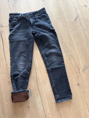 Jeans gefüttert 