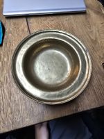 Messingschale gehämmert Durchmesser ca 22cm gebraucht (DR)