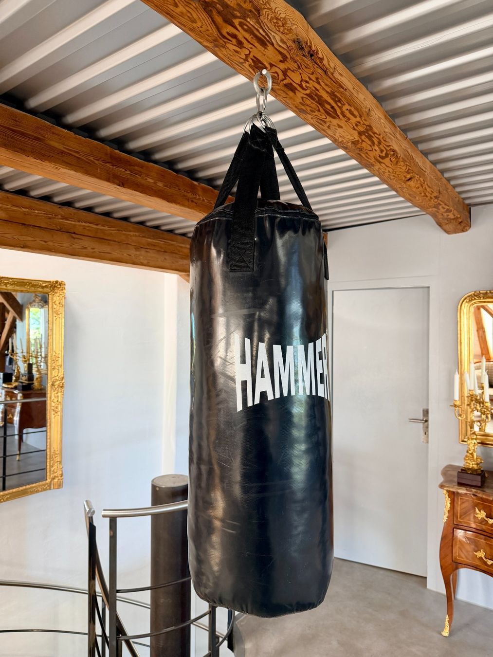 Sacchi da boxe: NA0101 Hammer Boxsack Schwarz ca. 90x33cm – Usato da Horgen venduto da Paintingmaster