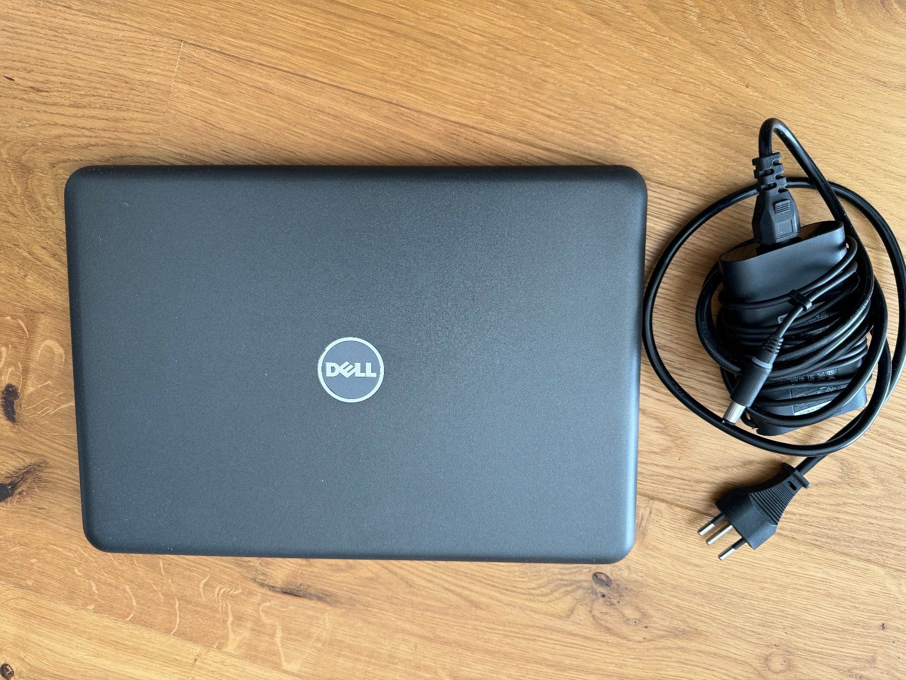 Dell Notebooks: Notebook Dell Latitude 3380 13.3" – Gebraucht aus Bachenbülach von