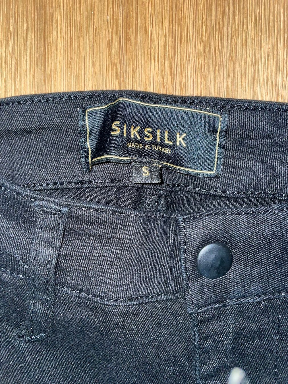 Siksilk Pantaloni: Siksilk Hosen – Usato da Laupen BE venduto da Jonasbolinger 1