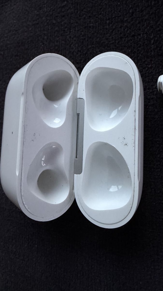 Apple Cuffie: Apple AirPods 3 (gebraucht) – Usato da Bern venduto da nilyma 2